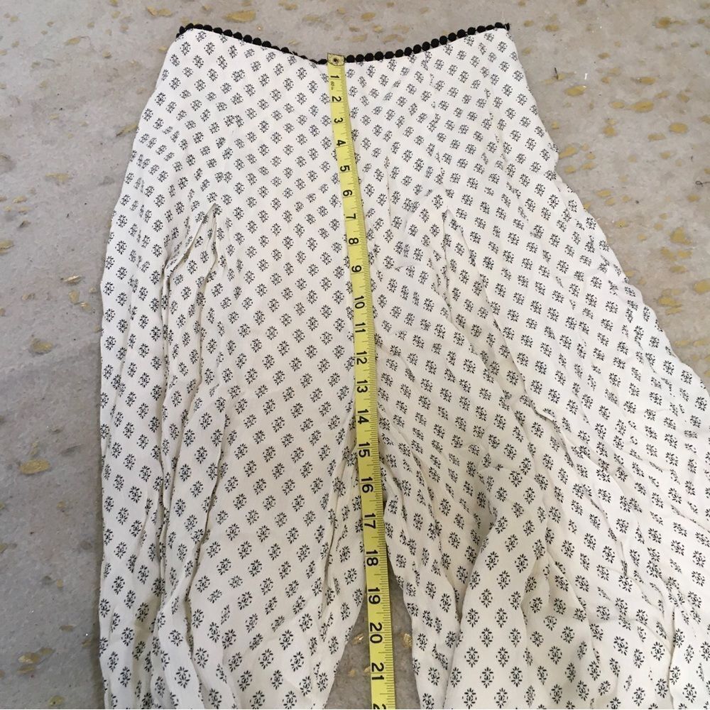 Revolve Tularosa Womens Patterned Adjustable Waist Tie Barbara Pants White Small - Picture 8 of 13